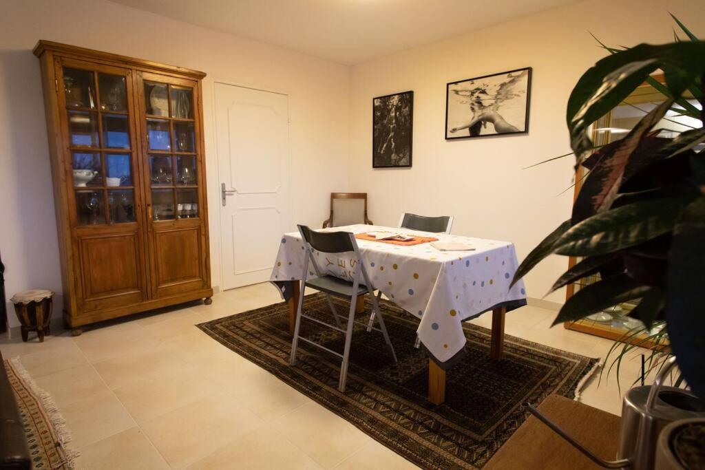Bel Avec Baignoire Apartment